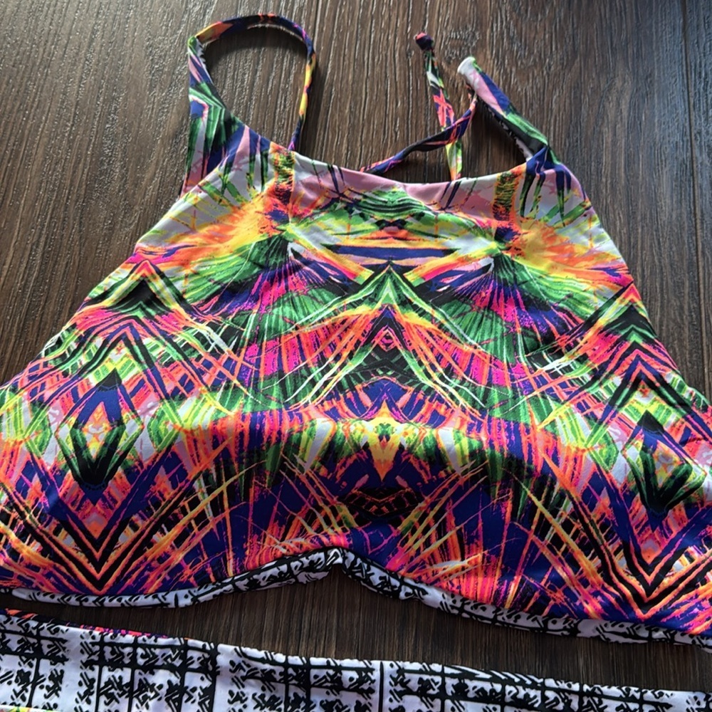 Reversible two piece - Picture 4 of 6
